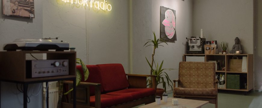 Record Talks with Amok radio (guests Ermilova & NastasyaKish) #WorldRadioDay