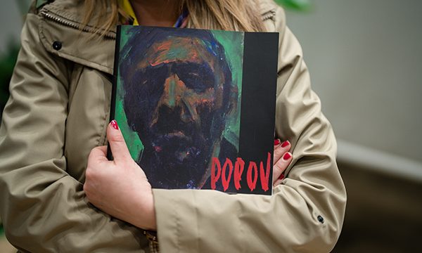 “A man exhausts himself unintentionally” – exhibition of self-portraits of Toni Popov in Europe House Strumica