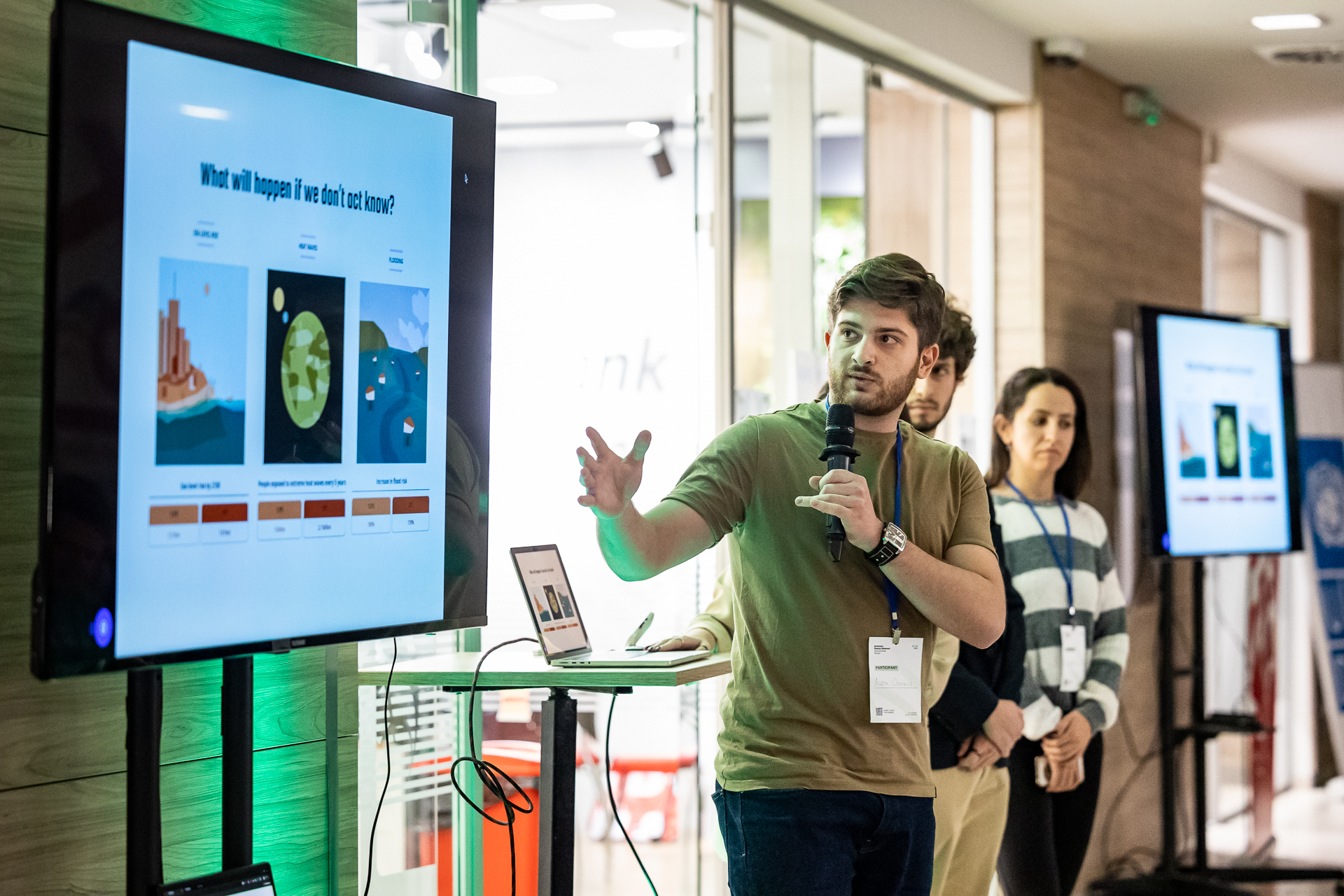 Вака изгледаше 54 часовен Techstars Startup Weekend Skopje настан поддржан од Europe House Скопје во кој младите претприемачи ја презентират и својата иновативна стартап идеја