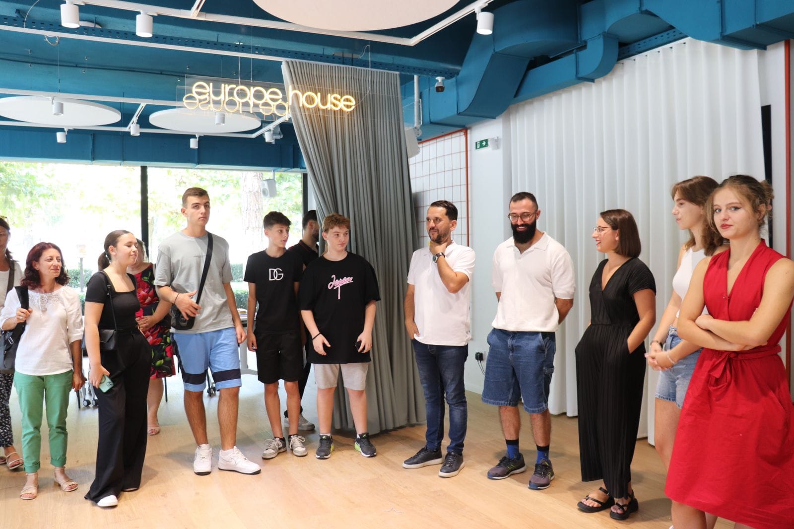 Одбележување на иницијативата поддржана од Еразмус+  во Europe House Тетово